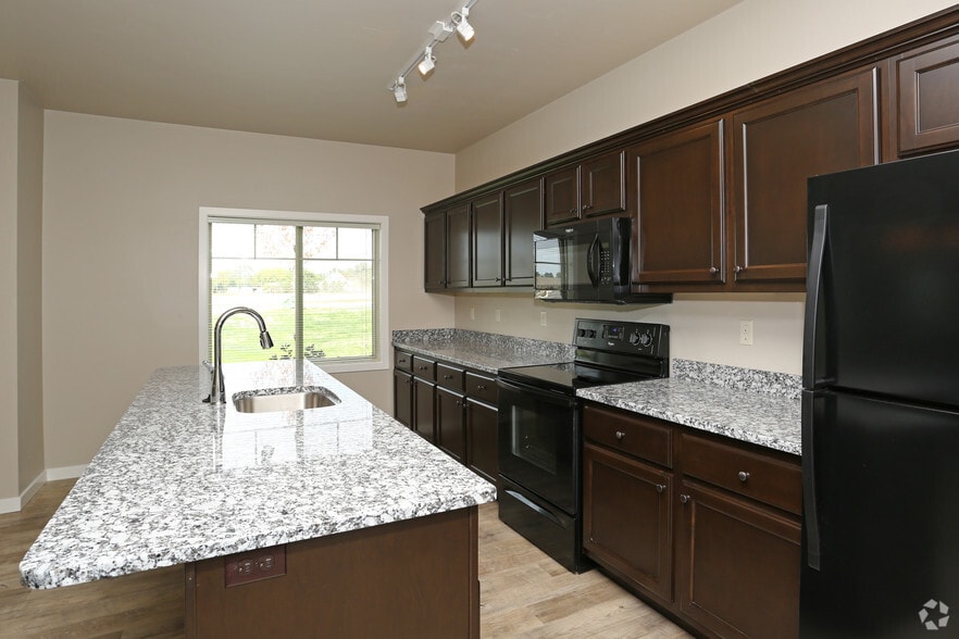 2BR, 2.5BA - Thrasher - Kitchen - Fountain Ridge