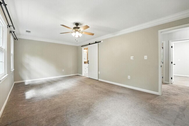 Building Photo - 11109 Ravine Dr