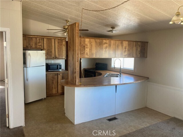 Building Photo - 10756 La Mirada Rd