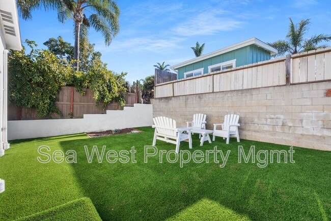 Building Photo - 767 Del Riego Ave