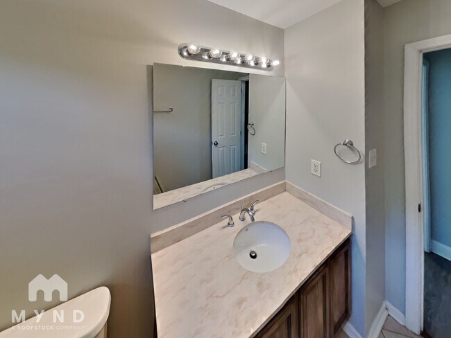 Building Photo - 3403 Southern Ginger Dr