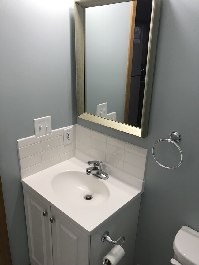 1st flr half bath - 4444 Paseo Blvd