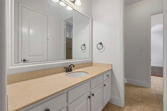 Building Photo - 3976 Chevy Chase Ln