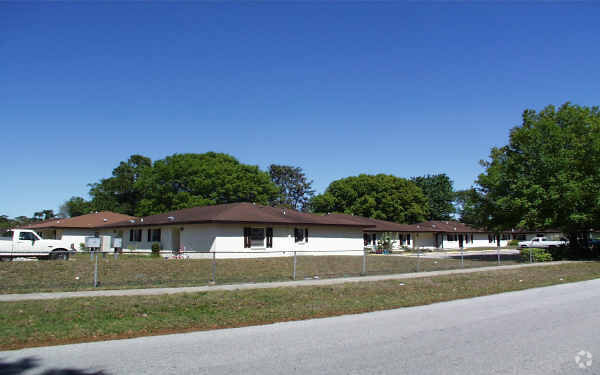 Building Photo - Queens Terrace Apartments