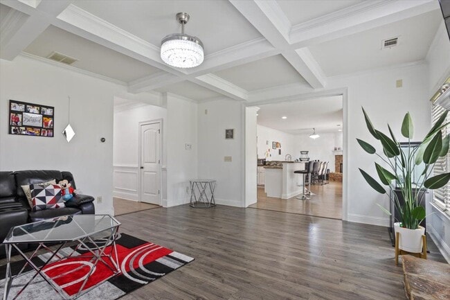 Building Photo - 265 Lily Cove Dr