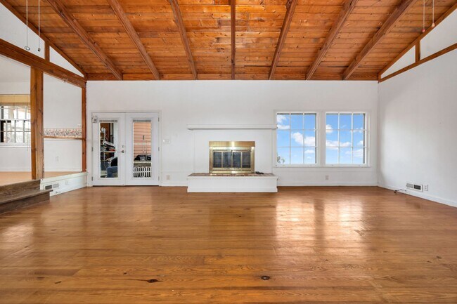 Building Photo - 195 AL-79