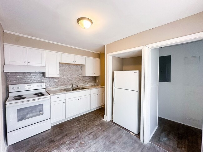 Building Photo - 253 S Dearborn St