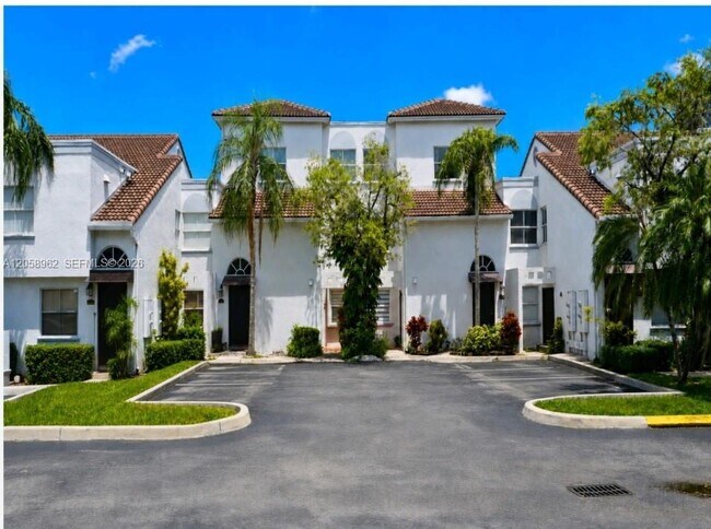 Building Photo - 4970 NW 97th Pl