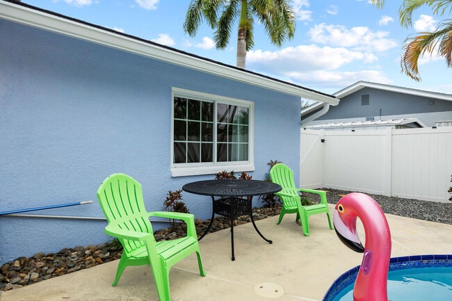 Building Photo - 6398 Woodland Blvd