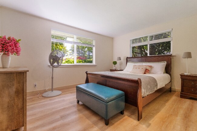 Building Photo - 711 N Third St