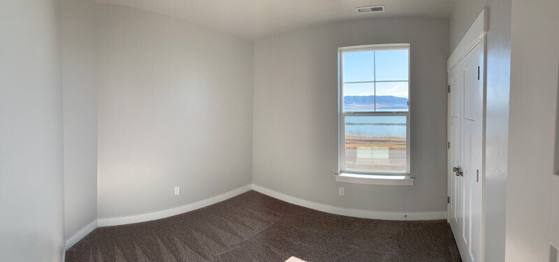 Building Photo - 589 N 360 W