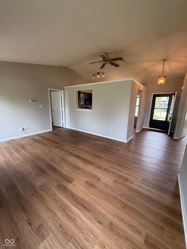 Building Photo - 1271 Blue Heron Ln