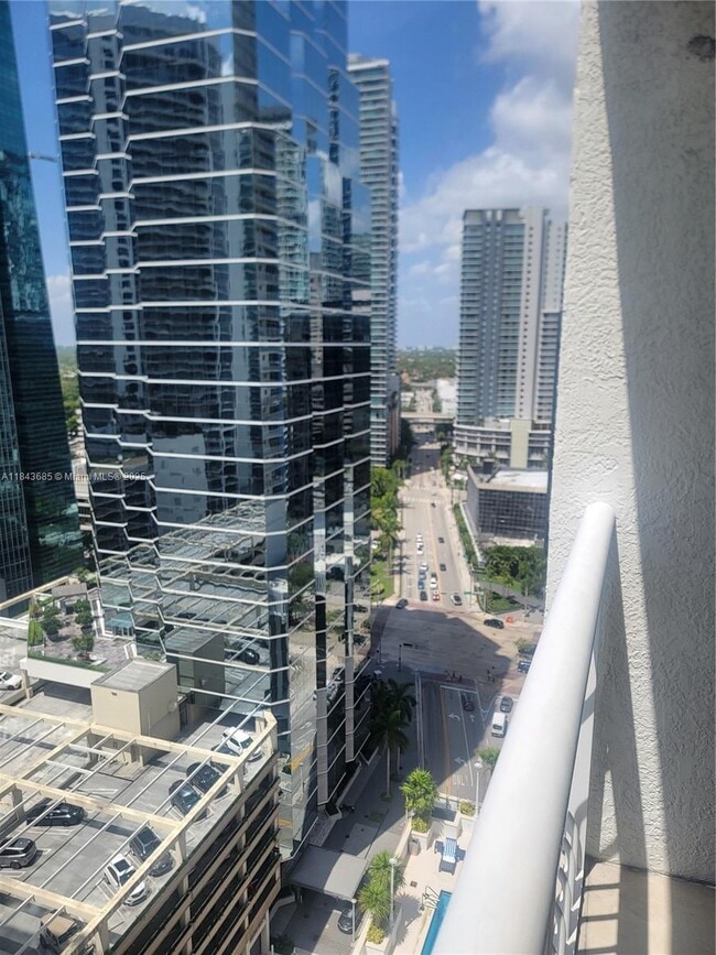 Building Photo - 1200 Brickell Bay Dr
