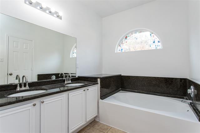 Building Photo - 738 Opal Ln