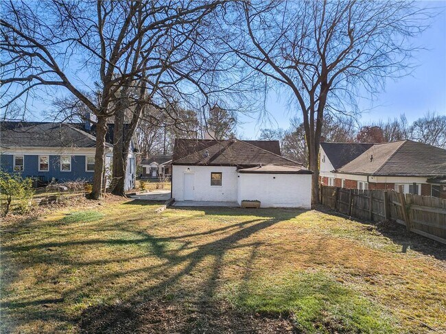 Building Photo - 1639 Stokes Ave SW