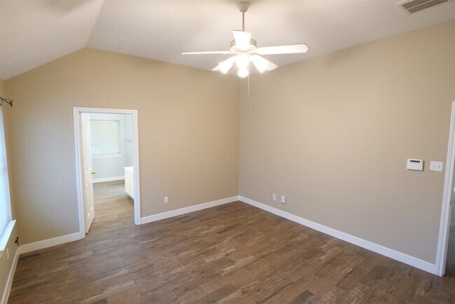 Building Photo - 24402 Pepperrell Pl St