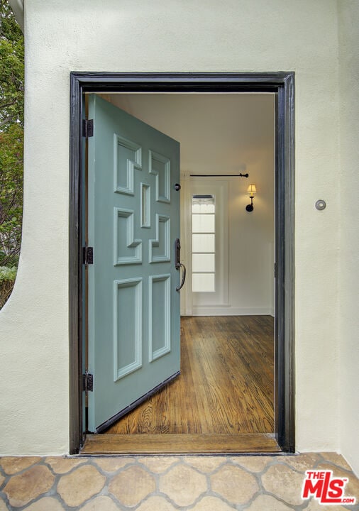 Building Photo - 451 Westmount Dr