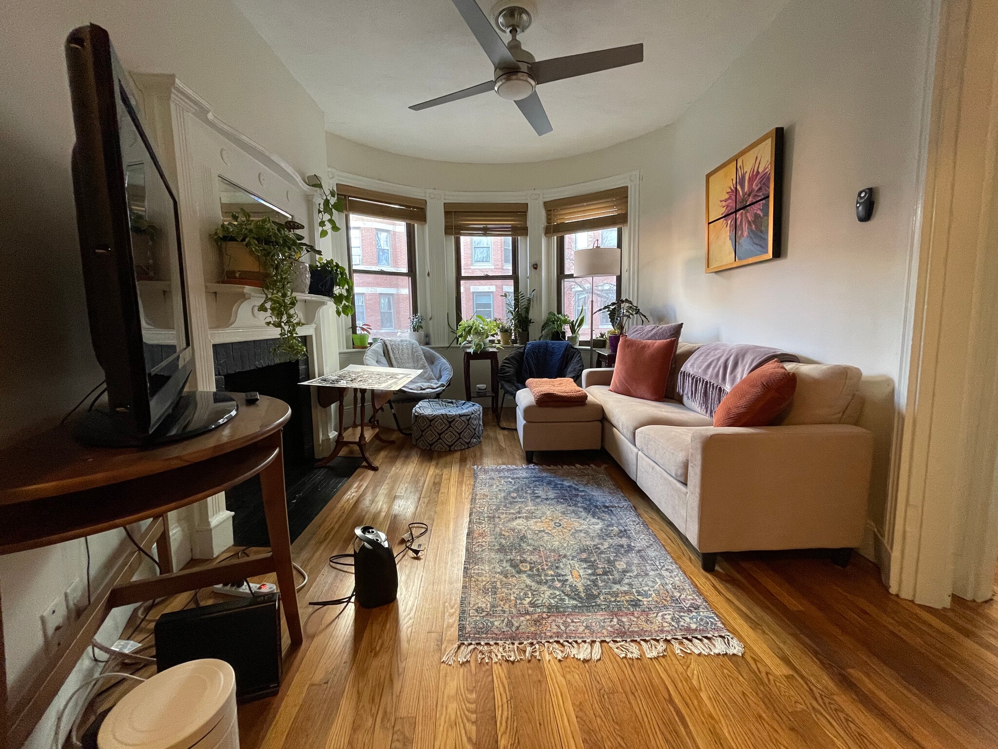 Building Photo - 54 Saint Germain St