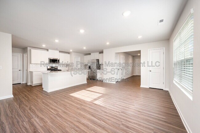 Building Photo - 134 Wheeler Trl