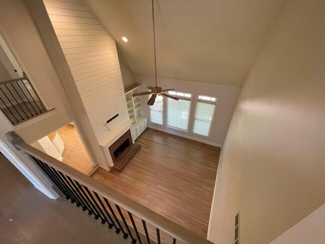Building Photo - 510 Stonebrook Farms Dr