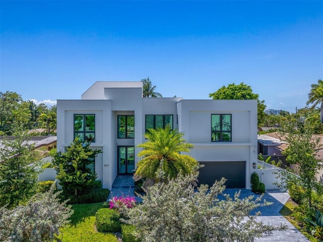 Building Photo - 2001 Marietta Dr