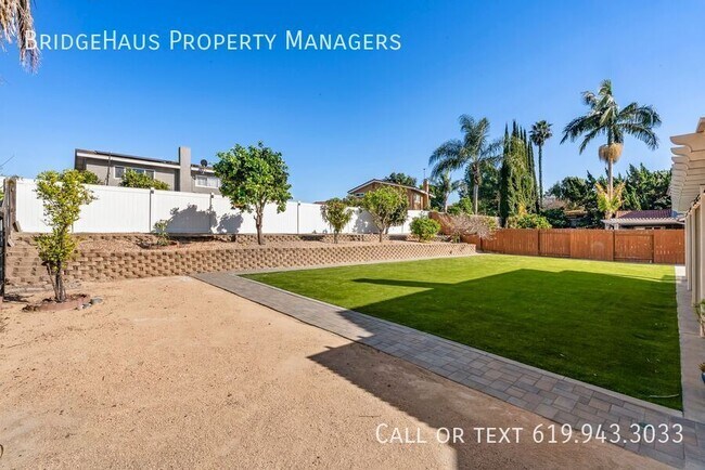 Building Photo - 1539 W Knapp Dr