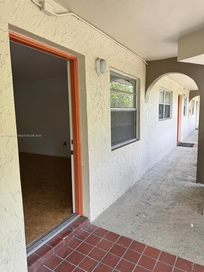 Building Photo - 20520 NW 15th Ave