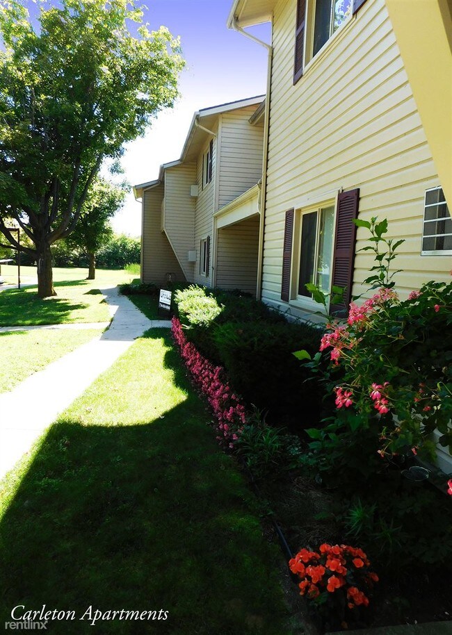 2 br, 1 bath Apartment Carleton Apartments 331 Kent St Carleton MI