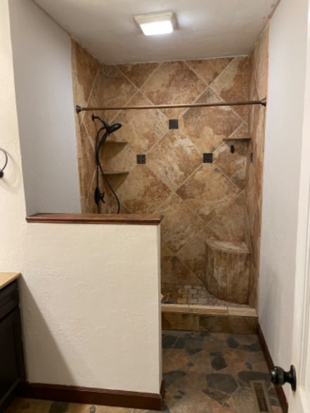 Building Photo - 101 E Haddock St