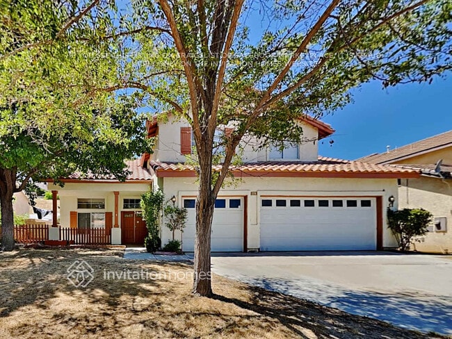 Building Photo - 1832 Autumnmist Dr
