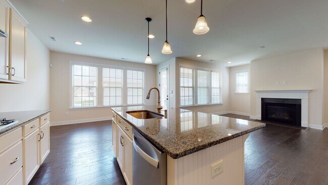 Building Photo - 6429 Raffia Rd