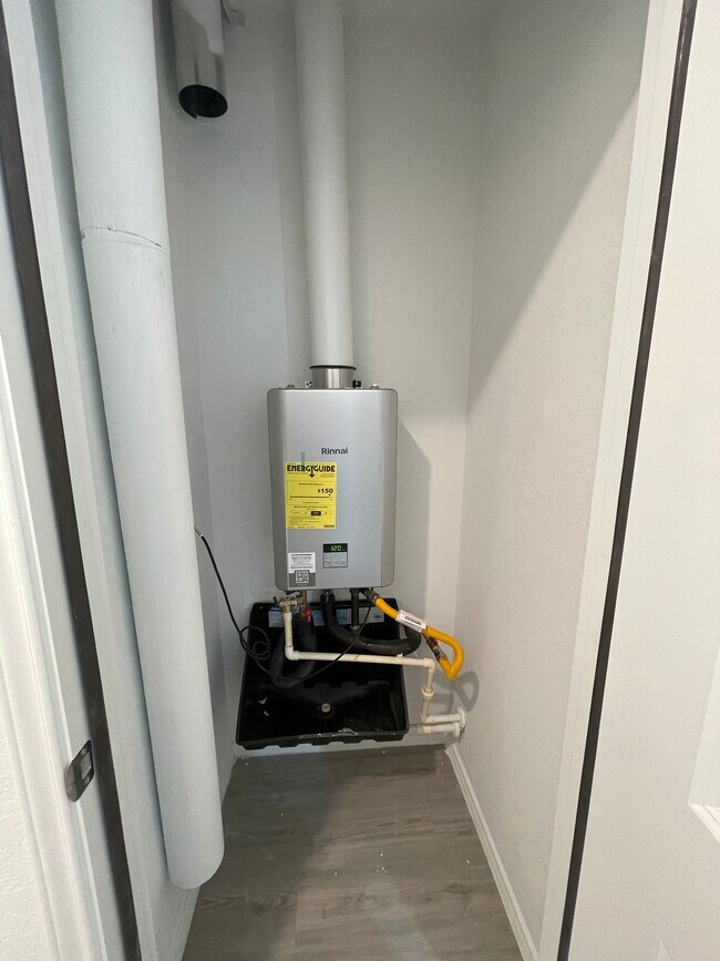 talkies water heater - 14428 Southton Basin