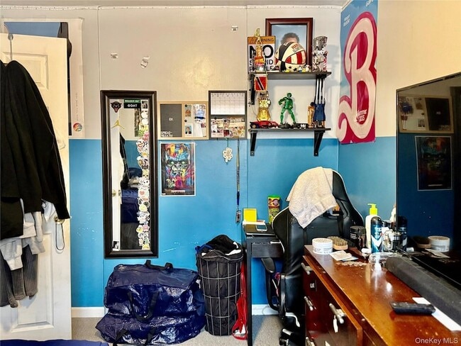 Building Photo - 100 Lincoln Ave