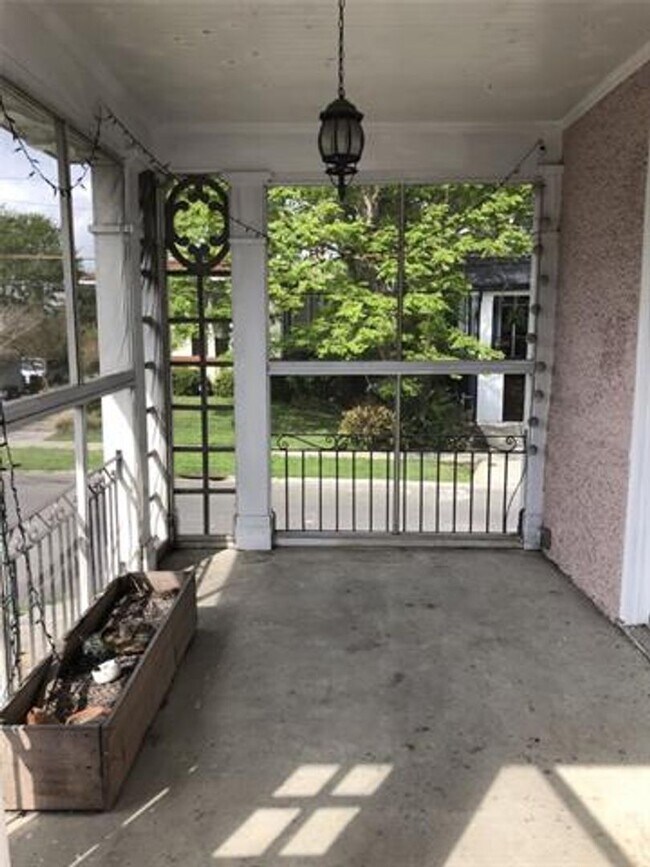 Building Photo - 4603 S Miro St