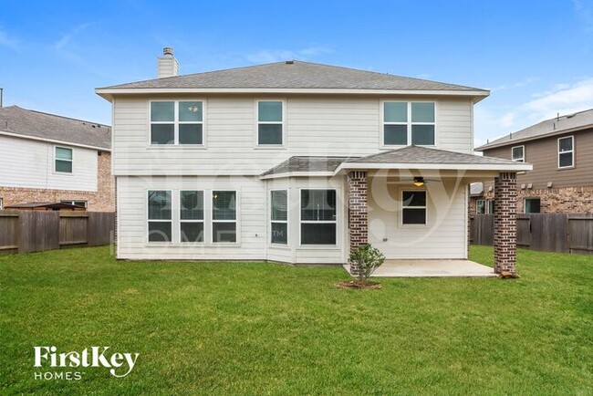 Building Photo - 10107 Stone Briar Dr