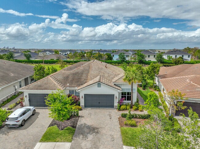 Building Photo - 19515 Weathervane Way
