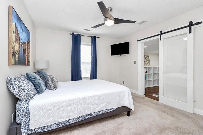 Building Photo - 2016 Brewton Dr