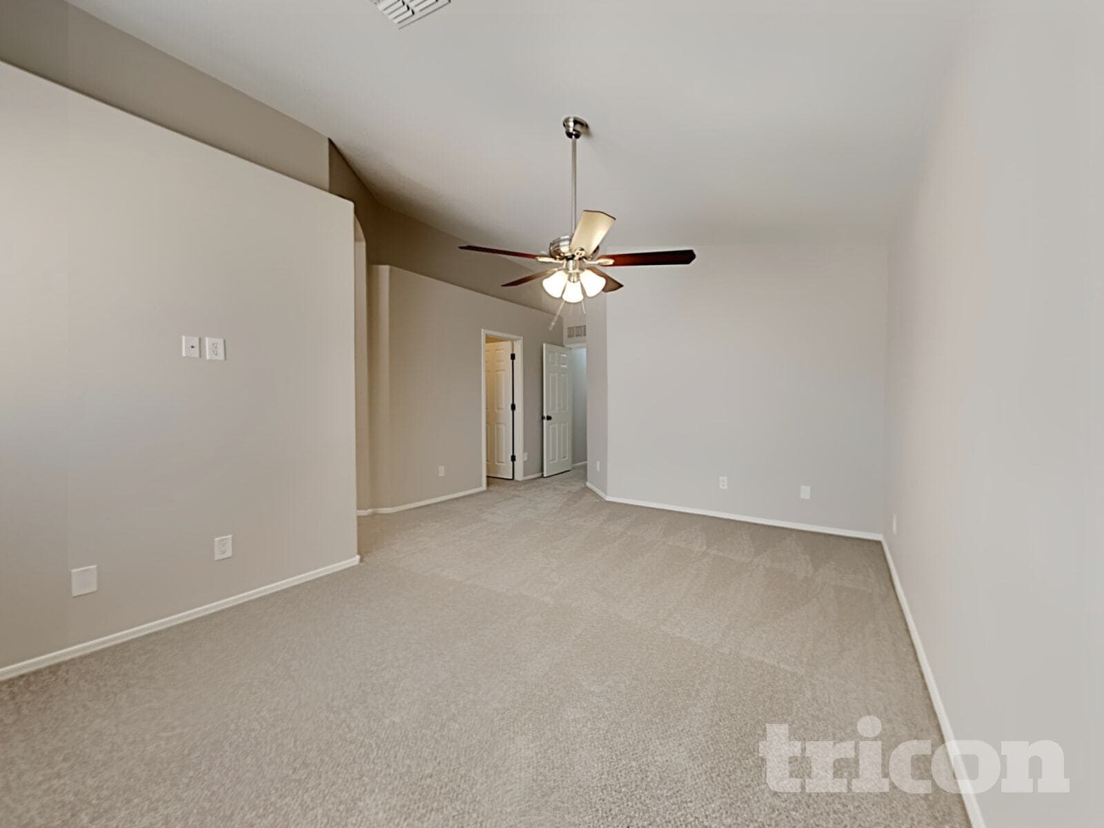 Building Photo - 14336 N 154th Ln
