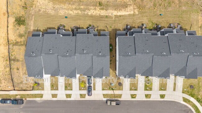 Building Photo - 2029 Titanium Rock Rd
