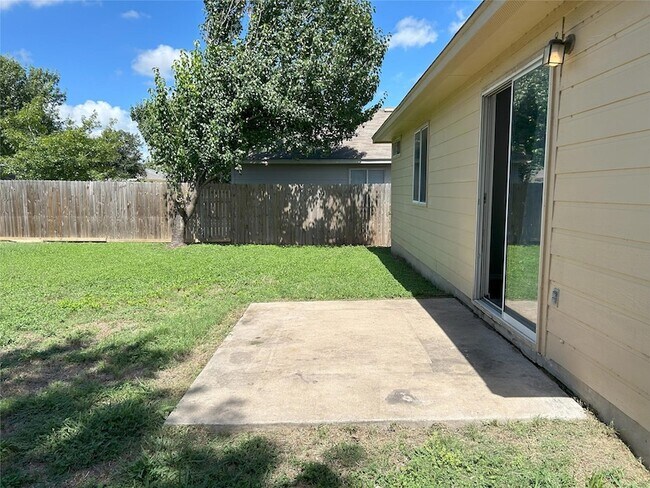 Building Photo - 304 Watergate Way