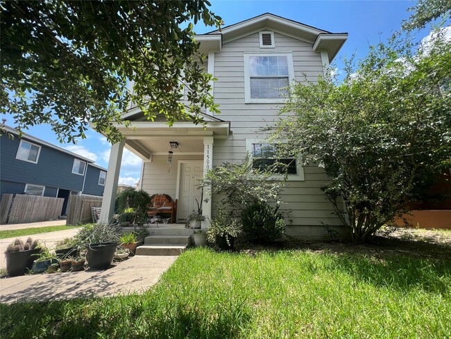 Building Photo - 11500 Hungry Horse Dr