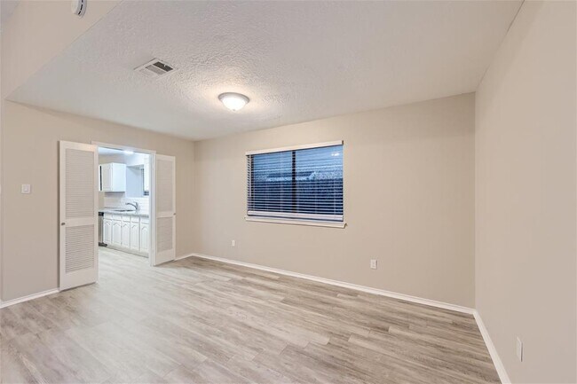 Building Photo - 13423 Birdcall Ln