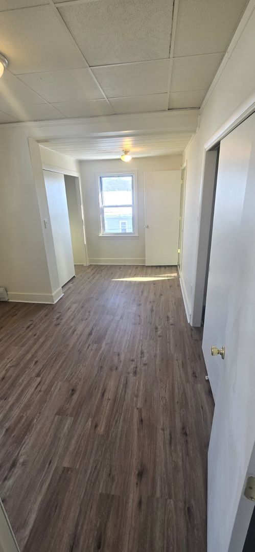 Building Photo - 154 Garibaldi Ave