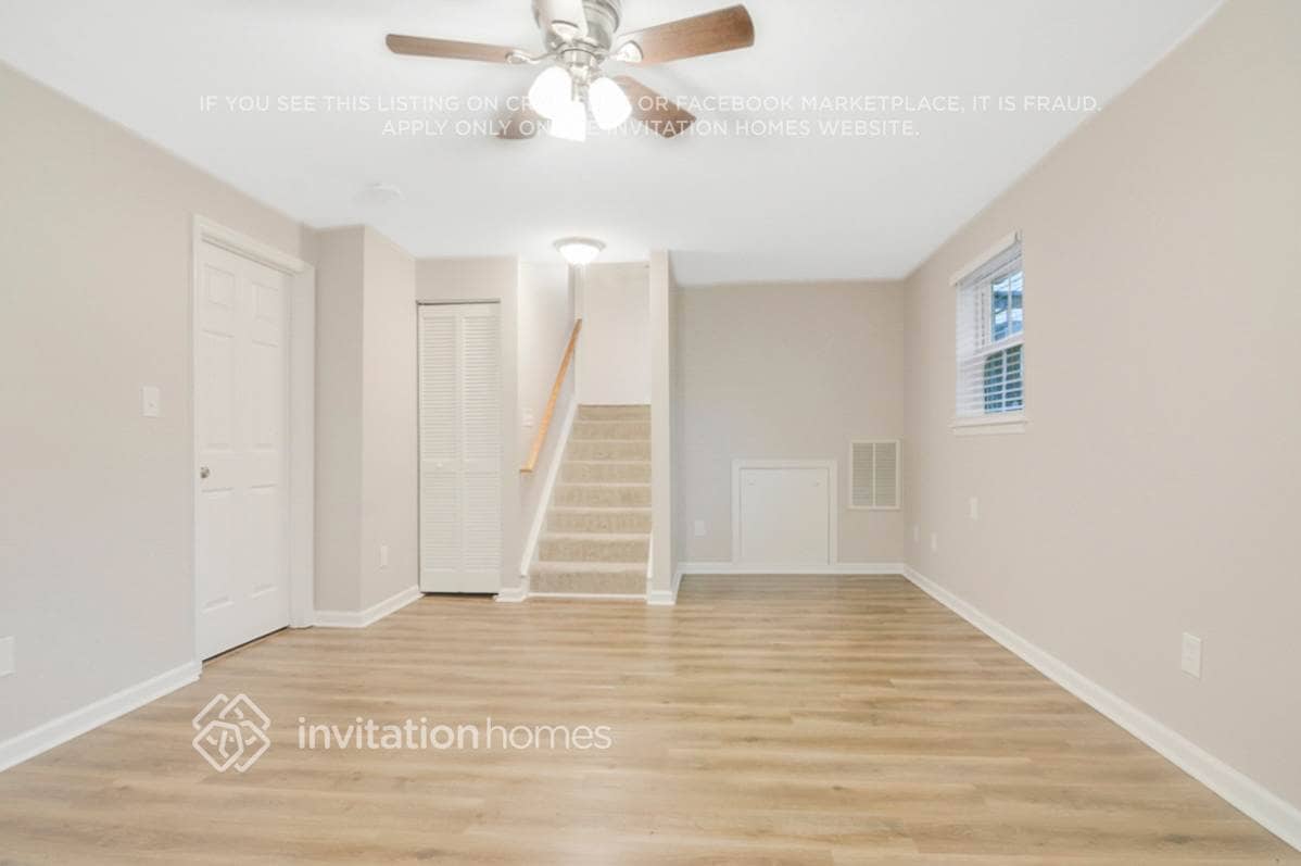 Building Photo - 9 Tumlin Ct