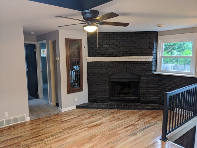 Building Photo - 20 Portland St