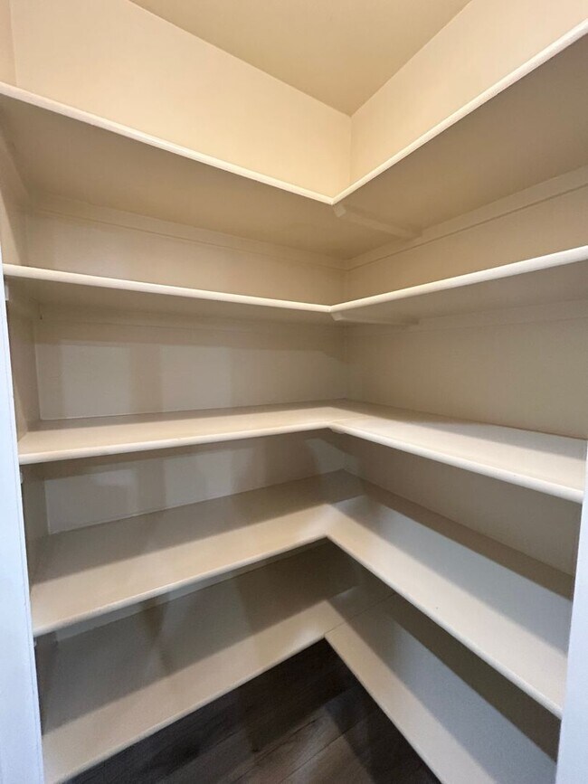 Building Photo - 4 Bedroom Nampa Home In Great Location!