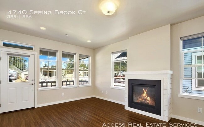 Building Photo - 4740 Spring Brook Ct