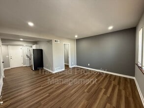 Building Photo - 6405 Brookside Rd