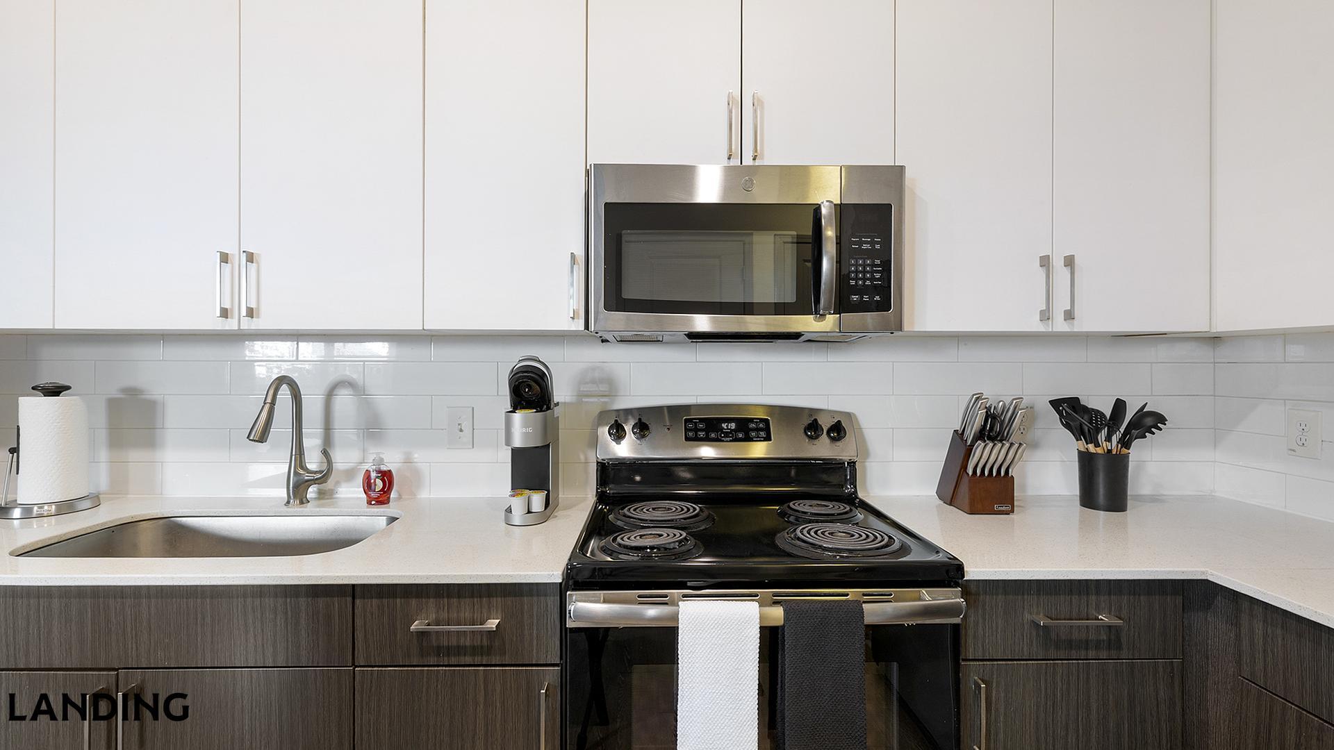 Building Photo - 1001 S Center St