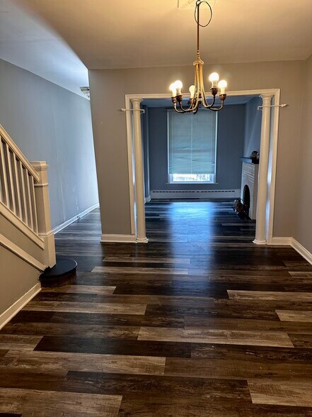 Building Photo - 2206 Penrose Ave